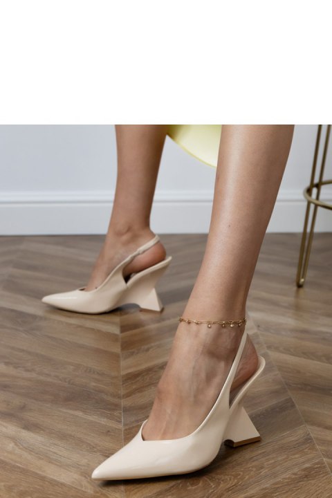 Czółenka Model Kokkes E30072 Beige - PRIMO PRIMO Czółenka Model Kokkes E30072 Beige - PRIMO PRIMO