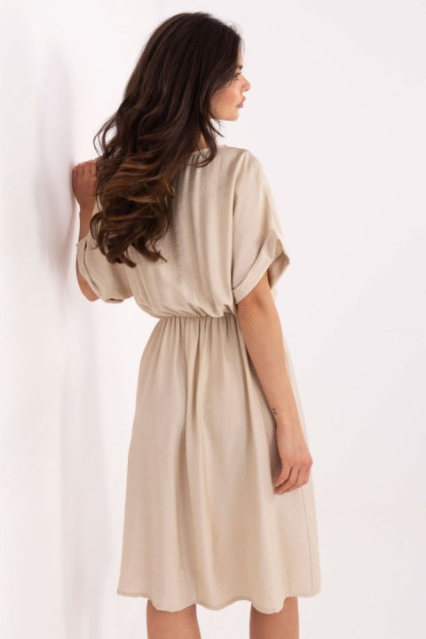 Sukienka Model MI-SK-A63751.67 Beige - Italy Moda Italy Moda Sukienka Model MI-SK-A63751.67 Beige - Italy Moda Italy Moda