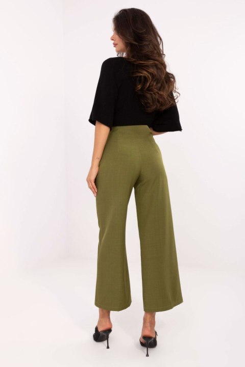 Spodnie Damskie Model IT-SP-FL9068.96 Olive - Rue Paris Rue Paris Spodnie Damskie Model IT-SP-FL9068.96 Olive - Rue Paris Rue Paris