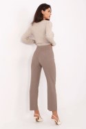 Spodnie Damskie Model IT-SP-FL9069.00 Dark Beige - Rue Paris Rue Paris Spodnie Damskie Model IT-SP-FL9069.00 Dark Beige - Rue Paris Rue Paris