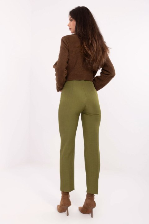 Spodnie Damskie Model IT-SP-FL9069.00 Oliwka - Rue Paris Rue Paris Spodnie Damskie Model IT-SP-FL9069.00 Oliwka - Rue Paris Rue Paris