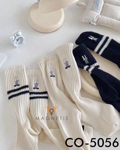 SKARPETY KRÓLIK MAGNETIS