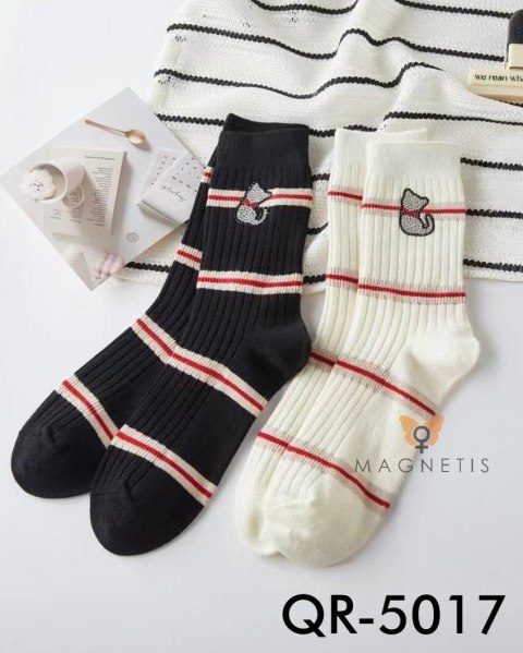 SKARPETY KOT CYRKONIE MAGNETIS