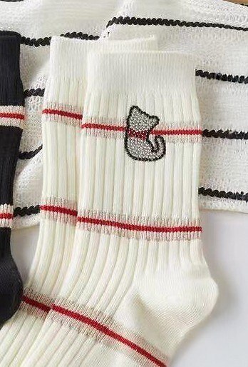 SKARPETY KOT CYRKONIE MAGNETIS