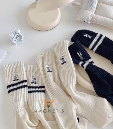 SKARPETY KRÓLIK MAGNETIS