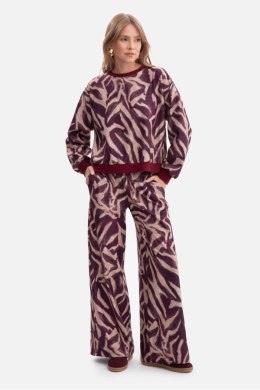 Spodnie Damskie Model B302 Model 2 - BeWear BeWear