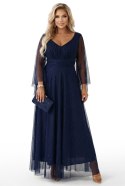 655-3 Długa połyskująca w świetle suknia z dekoltem i transparentnym rękawkiem - granatowa