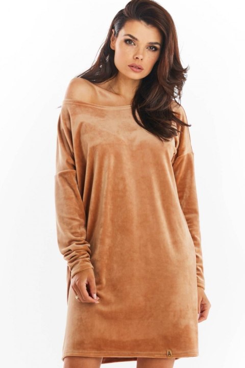 Sukienka Model A370 Beige Welur - awama Awama Sukienka Model A370 Beige Welur - awama Awama