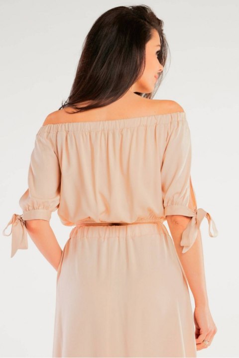Bluzka Model A430 Beige - awama Awama Bluzka Model A430 Beige - awama Awama