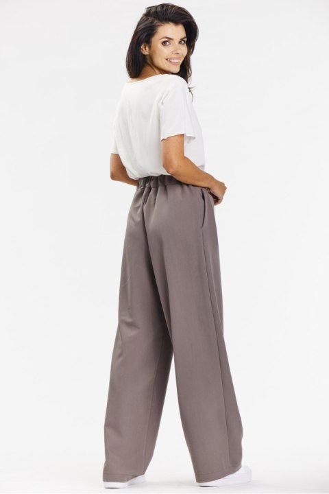 Spodnie Damskie Model A674 Taupe - awama Awama Spodnie Damskie Model A674 Taupe - awama Awama