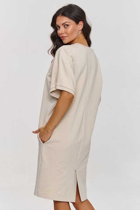 Sukienka Model M864 Light Beige - Makadamia Makadamia Sukienka Model M864 Light Beige - Makadamia Makadamia