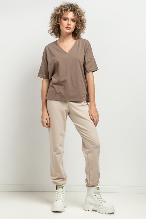Bluzka Model T393/6 Cappuccino - Tessita Tessita Bluzka Model T393/6 Cappuccino - Tessita Tessita