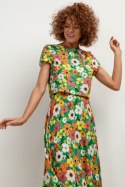 Bluzka Model T408 Kwiaty na zielonym tle - Tessita Tessita Bluzka Model T408 Kwiaty na zielonym tle - Tessita Tessita