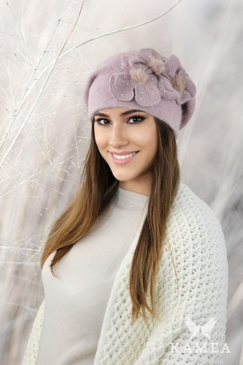 CINDY beret z angory z kwiatami wykończonymi norką kolor lila - Kamea Kamea CINDY beret z angory z kwiatami wykończonymi norką kolor lila - Kamea Kamea