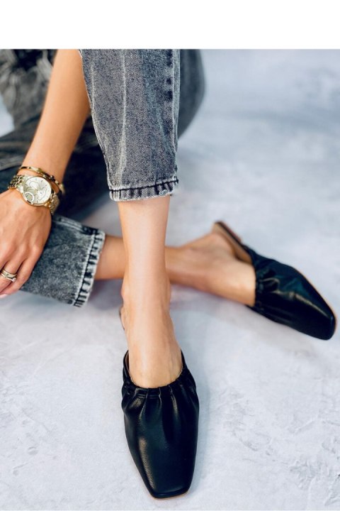 Sandał Klapki damskie eleganckie PRESLEY BLACK - Inello Hurtownia odzieży on-line, moda damska, bielizna i obuwie dla kobiet - M Inello Sandał Klapki damskie eleganckie PRESLEY BLACK - Inello Hurtownia odzieży on-line, moda damska, bielizna i obuwie dla kobiet - M Inello