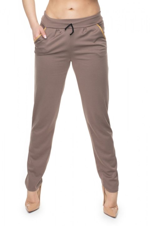 Spodnie Damskie Model 0101 Cappuccino - PeeKaBoo PeeKaBoo Spodnie Damskie Model 0101 Cappuccino - PeeKaBoo PeeKaBoo