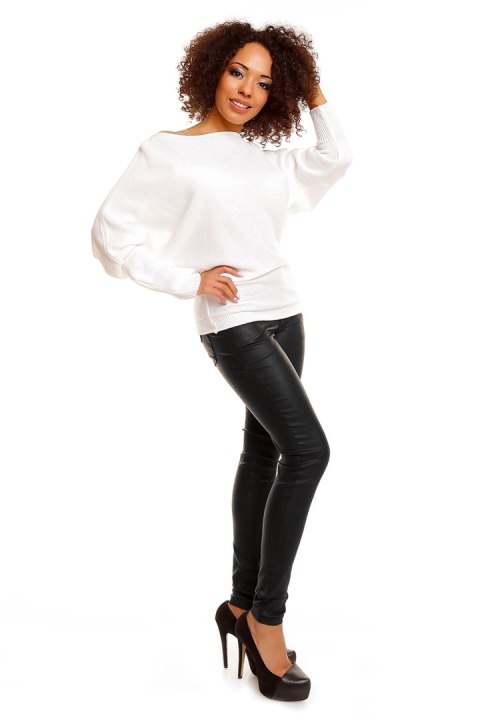 Sweter model 70003 White - PeeKaBoo PeeKaBoo Sweter model 70003 White - PeeKaBoo PeeKaBoo