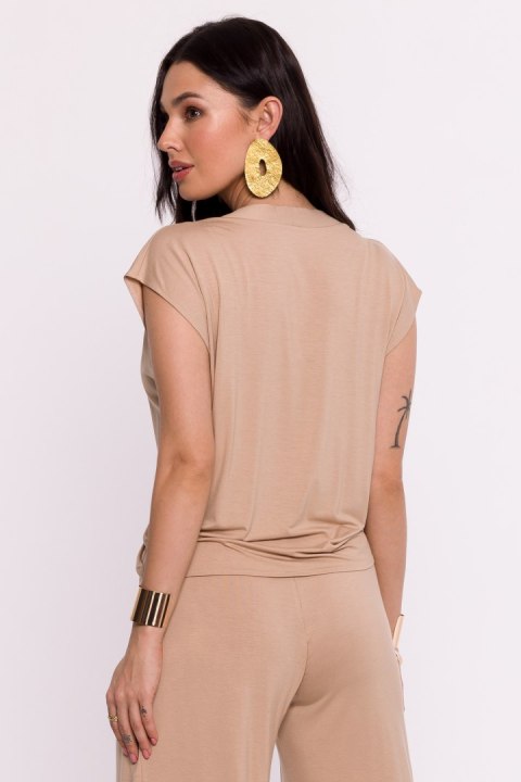 Bluzka Model B288 Beige - BeWear BeWear Bluzka Model B288 Beige - BeWear BeWear