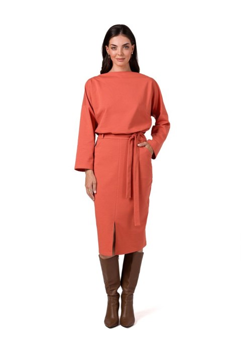 Sukienka Model B269 Cegła - BeWear BeWear Sukienka Model B269 Cegła - BeWear BeWear