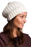 Czapka Damska Model BK058 Ecru - BE Knit BE Knit Czapka Damska Model BK058 Ecru - BE Knit BE Knit