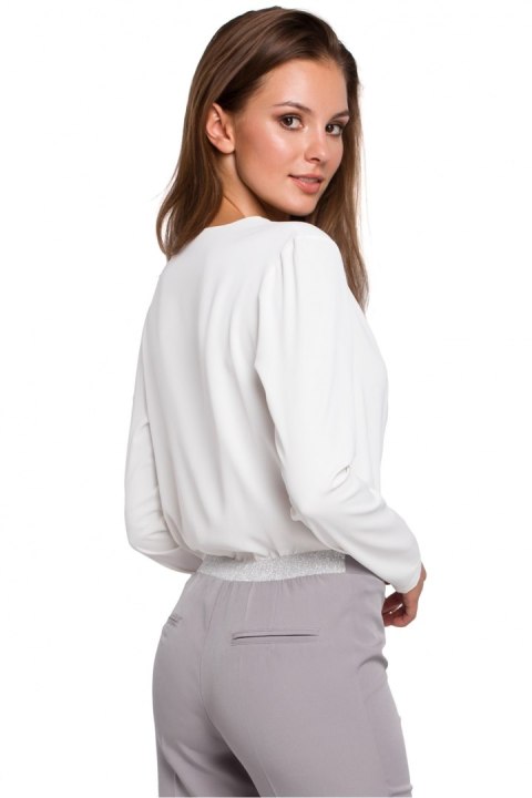 Bluzka Model K037 Ecru - Makover Makover Bluzka Model K037 Ecru - Makover Makover