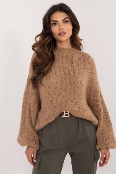Sweter Damski Model TW-SW-BI-3565.69 Camel - Och Bella Och Bella Sweter Damski Model TW-SW-BI-3565.69 Camel - Och Bella Och Bella