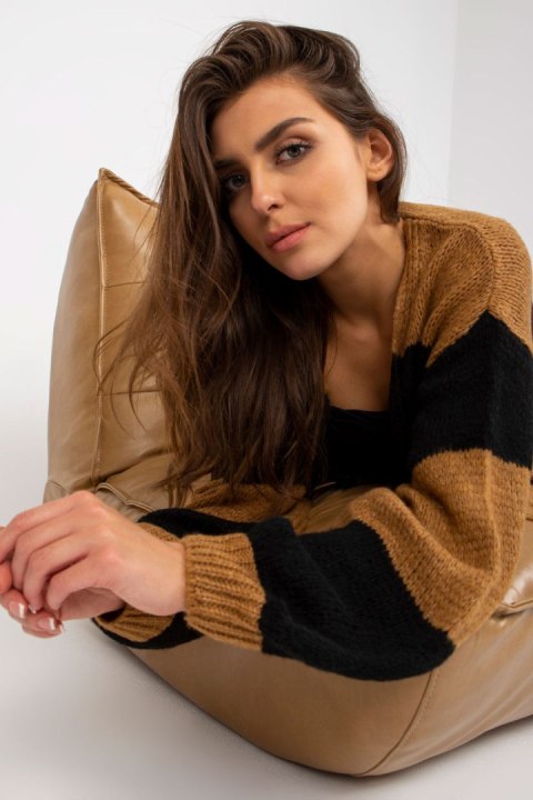 Sweter Kardigan Model TW-SW-BI-M3022.29X Camel - Och Bella Och Bella Sweter Kardigan Model TW-SW-BI-M3022.29X Camel - Och Bella Och Bella