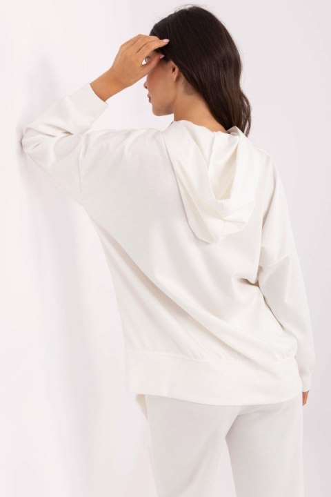 Bluza Damska Model DHJ-BL-20522.89 Ecru - Italy Moda Italy Moda Bluza Damska Model DHJ-BL-20522.89 Ecru - Italy Moda Italy Moda