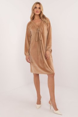 Sukienka Model DHJ-SK-19890.86P Camel - Italy Moda Italy Moda