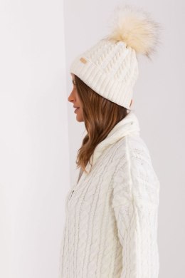 Czapka Damska Model JK-CZ-10.51 Ecru - Rue Paris Rue Paris