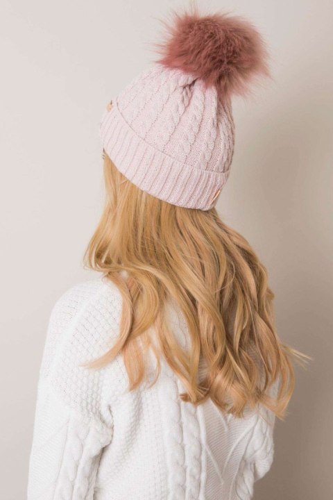 Czapka Damska Model JK-CZ-10.51 Light Pink - Rue Paris Rue Paris Czapka Damska Model JK-CZ-10.51 Light Pink - Rue Paris Rue Paris