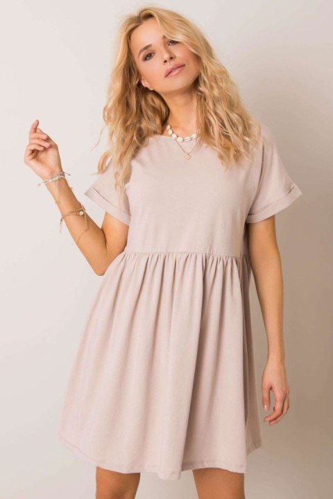 Sukienka Model RV-SK-5672.03P Beige - Rue Paris Rue Paris Sukienka Model RV-SK-5672.03P Beige - Rue Paris Rue Paris