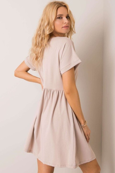 Sukienka Model RV-SK-5672.03P Beige - Rue Paris Rue Paris Sukienka Model RV-SK-5672.03P Beige - Rue Paris Rue Paris