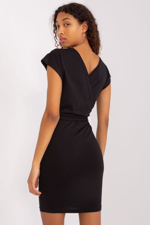 Sukienka Model RV-SK-8018.91 Black - Rue Paris Rue Paris Sukienka Model RV-SK-8018.91 Black - Rue Paris Rue Paris