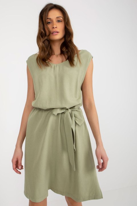 Sukienka Model WN-SK-VE38.32P Pistacja - Rue Paris Rue Paris Sukienka Model WN-SK-VE38.32P Pistacja - Rue Paris Rue Paris