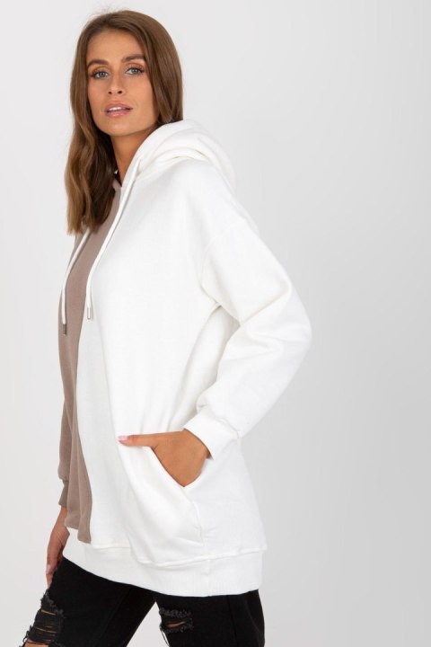 Bluza Damska Model RV-BL-8233.32X White/Beige - Rue Paris Rue Paris Bluza Damska Model RV-BL-8233.32X White/Beige - Rue Paris Rue Paris