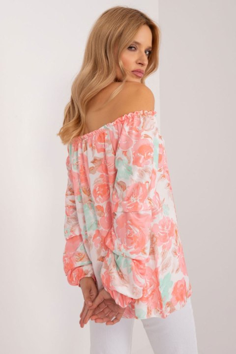 Bluzka Model WN-BZ-8281.22 Brzoskwinia - Rue Paris Rue Paris Bluzka Model WN-BZ-8281.22 Brzoskwinia - Rue Paris Rue Paris