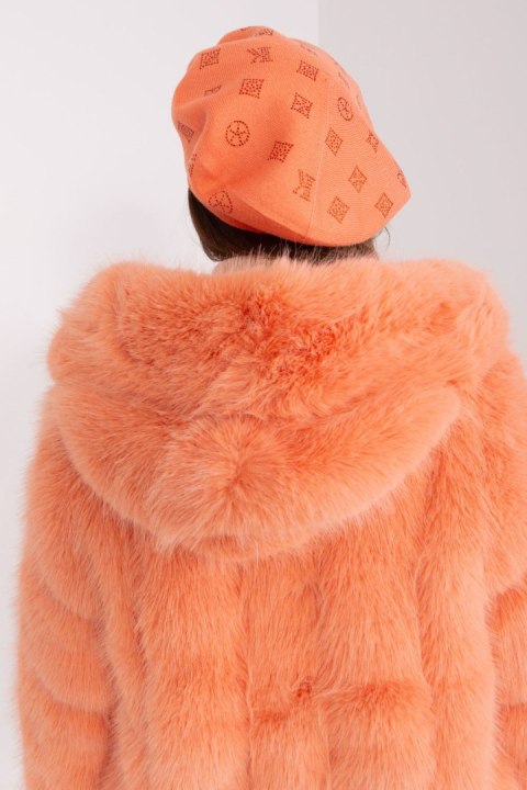 Beret Model AT-CZ-2318.3 Bbrzoskwinia - AT AT Beret Model AT-CZ-2318.3 Bbrzoskwinia - AT AT