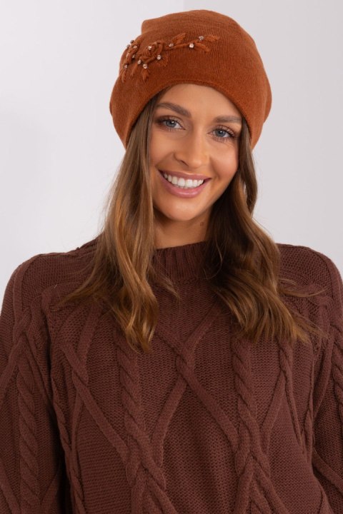 Czapka Model AT-CZ-2329.76 Light Brown - AT AT Czapka Model AT-CZ-2329.76 Light Brown - AT AT