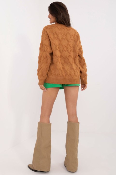 Sweter Damski Model AT-SW-2361.61 Light Brown - AT AT Sweter Damski Model AT-SW-2361.61 Light Brown - AT AT