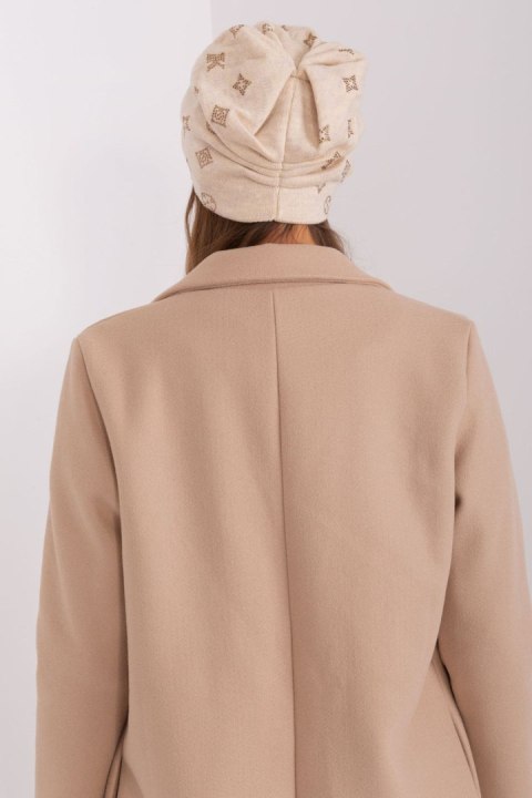 Czapka Model AT-CZ-2325.85 Light Beige - AT AT Czapka Model AT-CZ-2325.85 Light Beige - AT AT