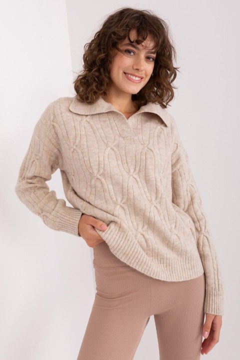Sweter Damski Model AT-SW-2349-2.27 Beige - AT AT Sweter Damski Model AT-SW-2349-2.27 Beige - AT AT