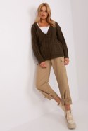 Sweter Damski Model AT-SW-2358.31 Khaki - AT AT Sweter Damski Model AT-SW-2358.31 Khaki - AT AT
