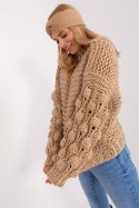 Sweter Damski Model AT-SW-2382.97P Beige - AT AT Sweter Damski Model AT-SW-2382.97P Beige - AT AT