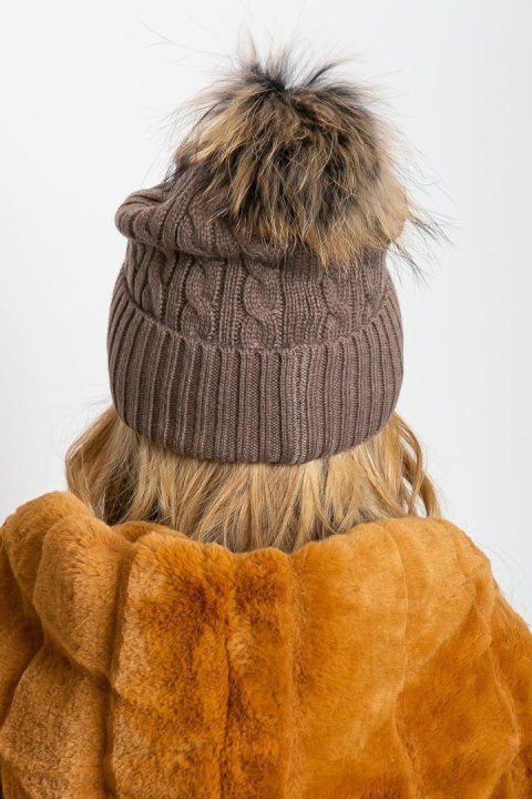Czapka Model AT-CZ-173501.44 Light Brown - AT AT Czapka Model AT-CZ-173501.44 Light Brown - AT AT