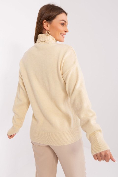 Golf Damski Model AT-SW-23401.97P Light Beige - AT AT Golf Damski Model AT-SW-23401.97P Light Beige - AT AT