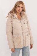 Kurtka Damska Model MBM-KR-2637.31P Beige - MBM MBM Kurtka Damska Model MBM-KR-2637.31P Beige - MBM MBM