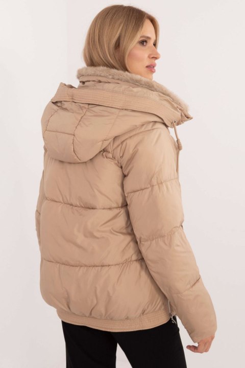 Kurtka Damska Model MBM-KR-2637.31P Camel - MBM MBM Kurtka Damska Model MBM-KR-2637.31P Camel - MBM MBM