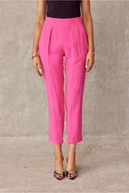 Spodnie Damskie Model AMA 0015 7/8 Amarant - Roco Fashion Roco Fashion