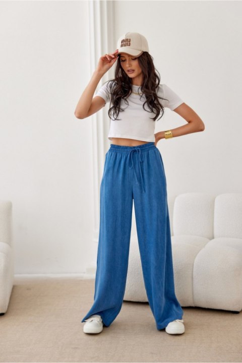 Spodnie Damskie Model Emmy NIE SPD0041 Blue - Roco Fashion Roco Fashion Spodnie Damskie Model Emmy NIE SPD0041 Blue - Roco Fashion Roco Fashion